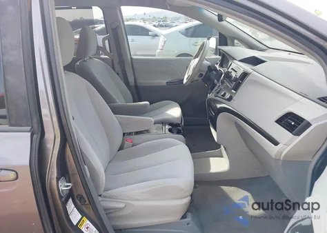 2011 Toyota Sienna Le from USA, damaged, VIN 5TDJK3DC4BS010857